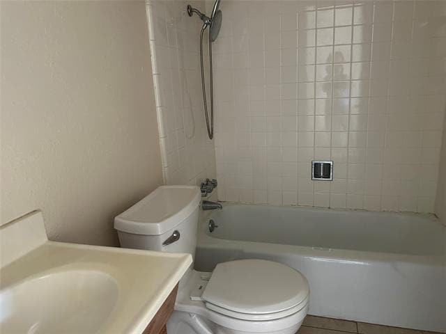 Photo - 413 Beverly Dr