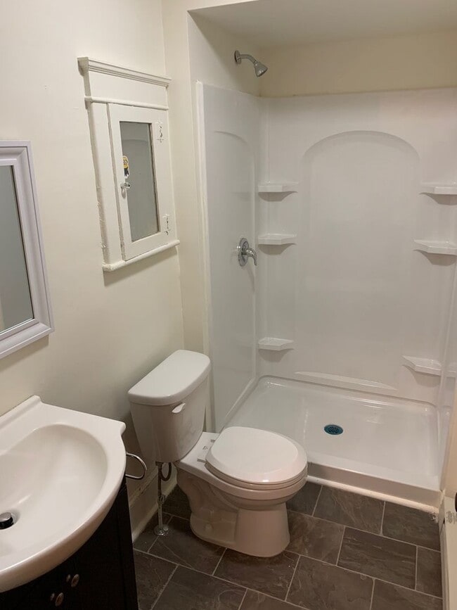 Photo - 1030 Center St Unidad 1030 Center Street - 2nd Floor