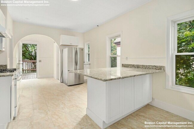 Photo - 86 Elm St Unit #2