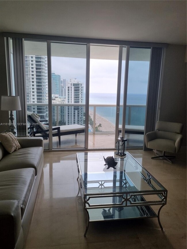 Photo - 1830 S Ocean Dr Unidad 2312