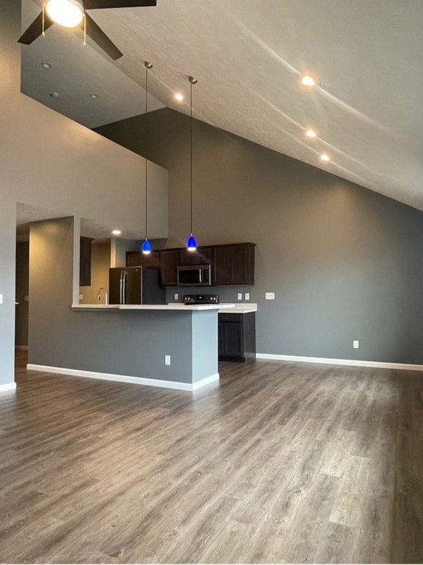 Photo - 2304 W George St Unit Apt 2