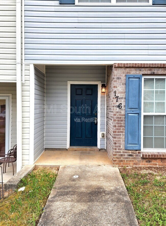 Photo - 176 Shenandoah Dr