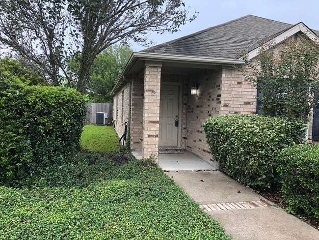 Photo - 3404 Pheasant Ln