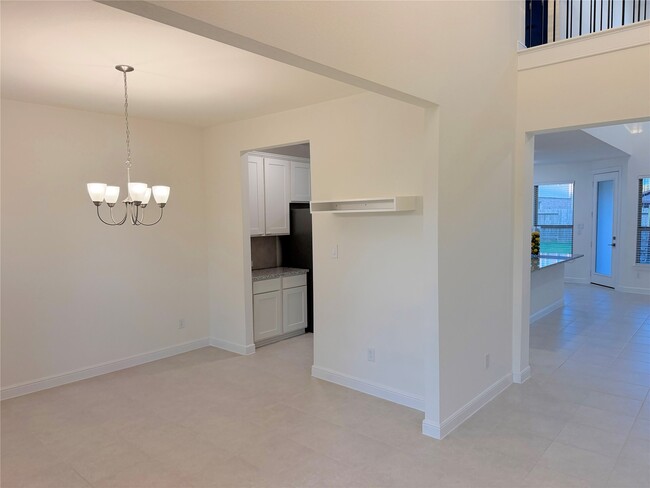 Photo - 8611 Oakdale Blf Ct