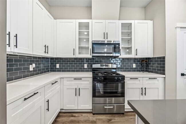 Photo - 6713 Parker Grv Ln