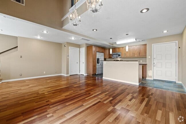 Building Photo - 8888 Tallwood Dr Unit 1301 Rental