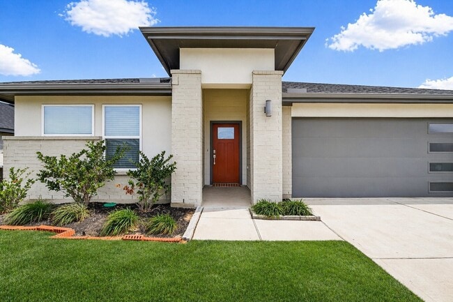 Photo - 3919 Sparkman Ln