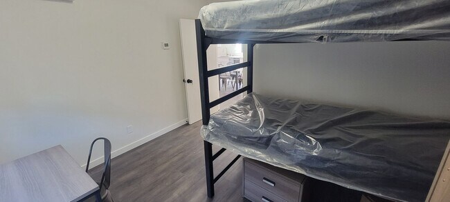 Photo - Double Bed Unit - Right Corner-: Entirely ... Unit D - Room 5