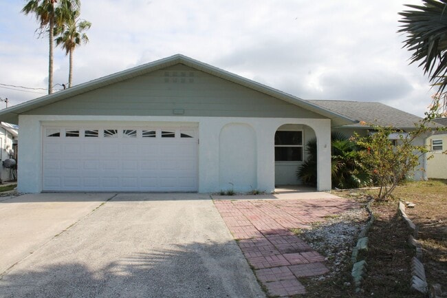 Building Photo - For Rent – 3-Bed / 2.5-Bath Deep Water Canal, Canal-Front Home with a Floating Dock, totally ren...