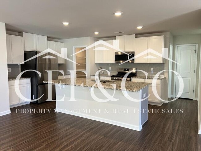 Photo - Spacious 5-Bedroom Home with Loft, 2-Car Garage & Neighborhood Amenities