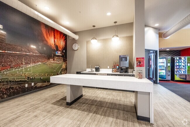 Clubhouse Lobby