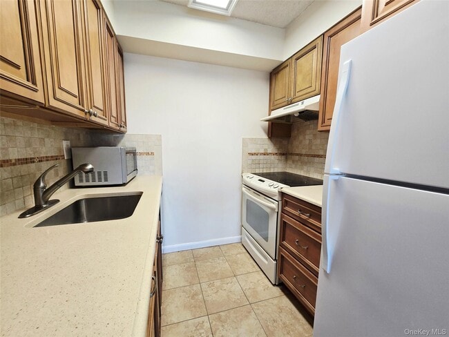 Photo - 142 Main St Unit 3D