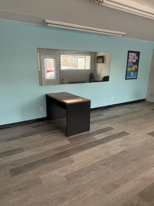 Photo - 2962 McKinley St Unit Commercial