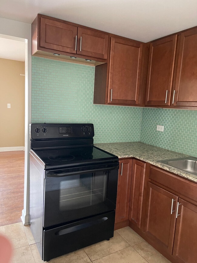 Photo - 7630 N Milwaukee Ave Unit ONE BED