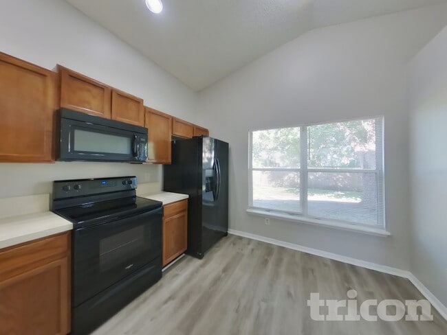 Photo - 1532 Irishwood Ct