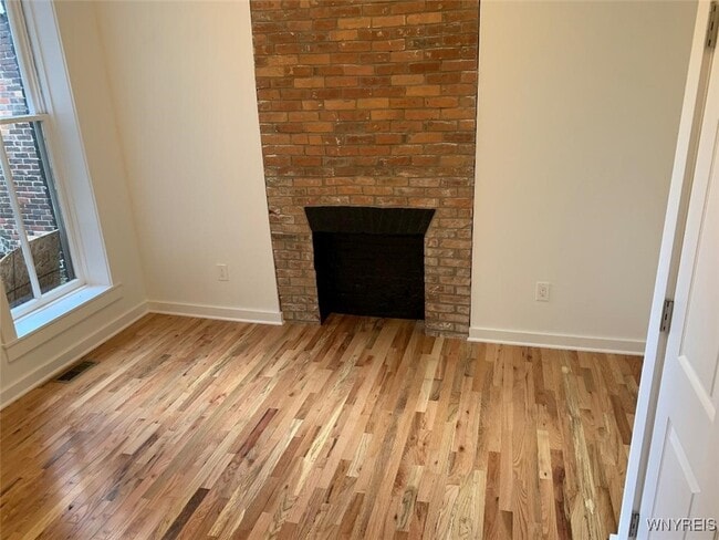 Photo - 75 Johnson Park