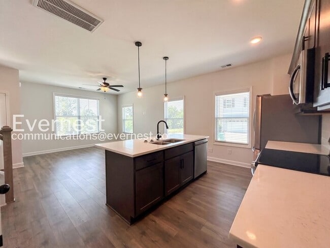 Photo - Modern Living Awaits in Antioch with Garage/ 3 beds & 2.5 baths / Available now!