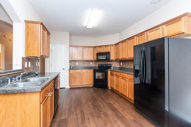 Photo - 1506 Lawson Dr