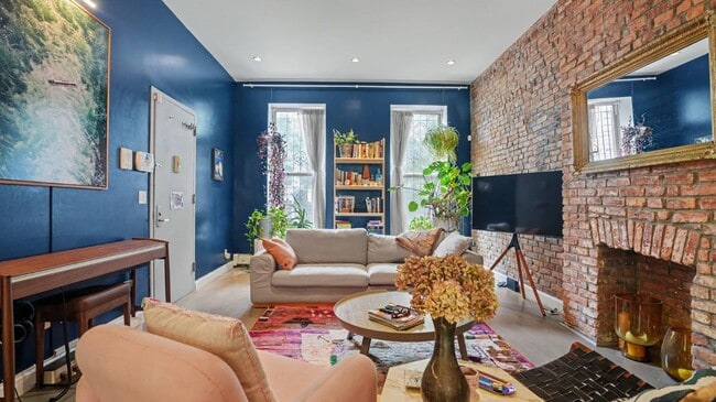 Building Photo - 147 Stuyvesant Ave