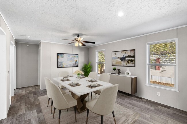 Photo - 687 Elmdale Ln