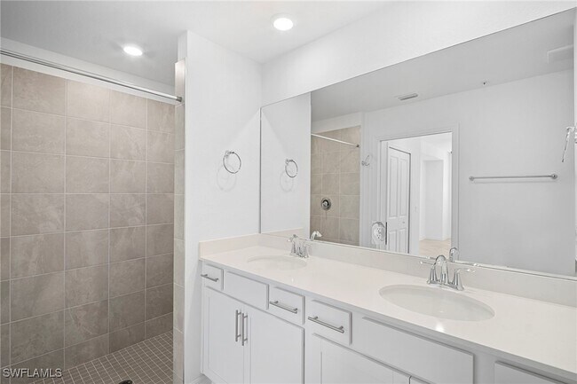 Photo - 15155 Bluffton Ln Unidad 517