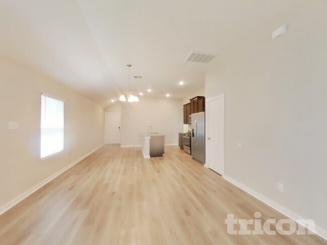 7244 Littlefoot Ln