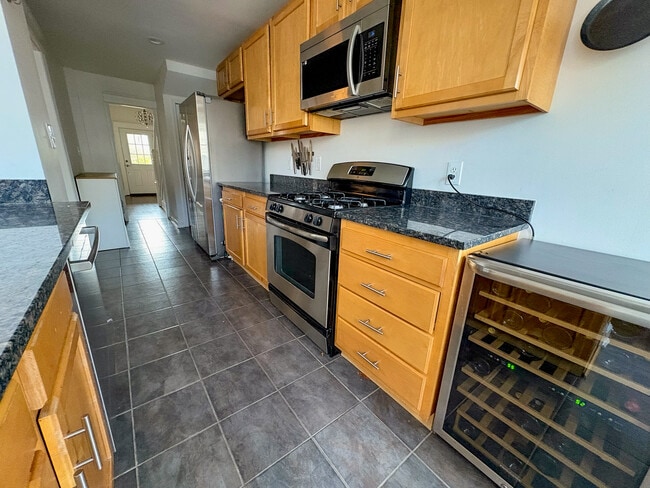 Photo - 807 Decatur St NW