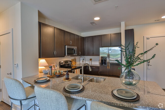 Photo - Gateway West