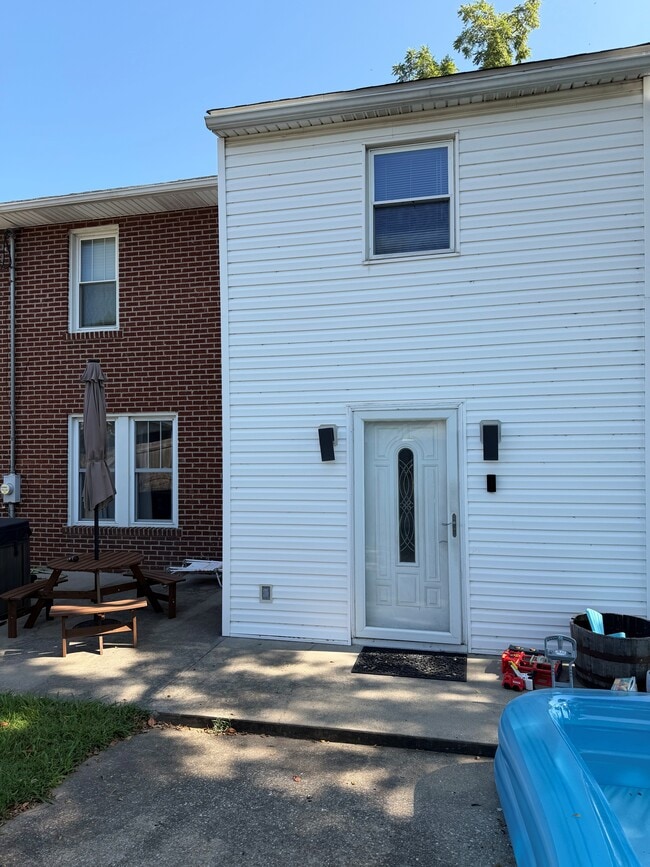Photo - 1809 W Main St