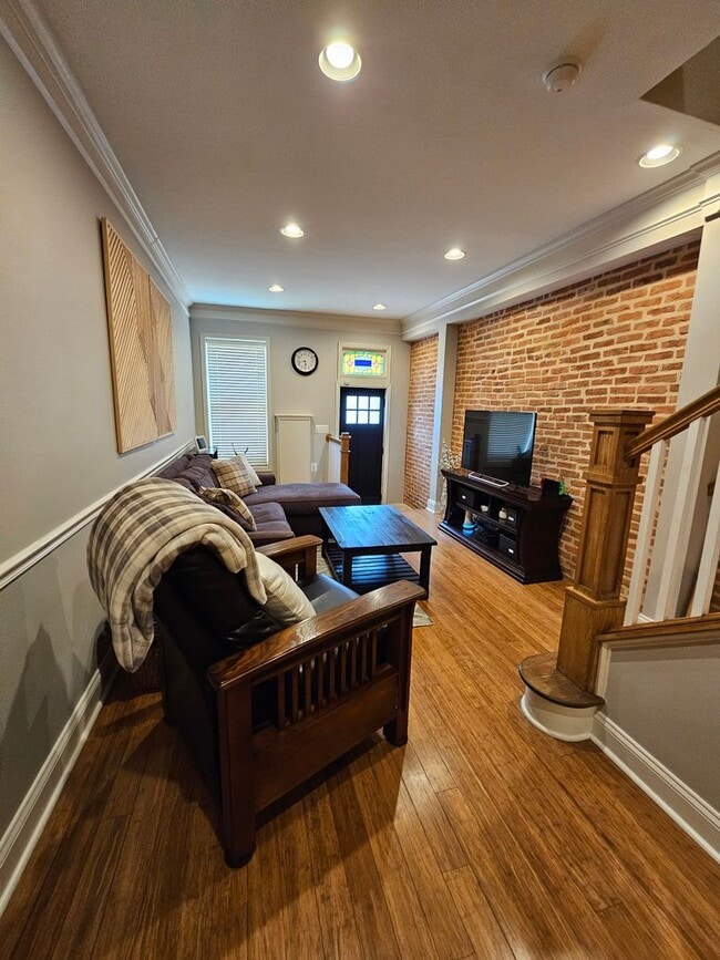 Photo - 3208 O'Donnell St