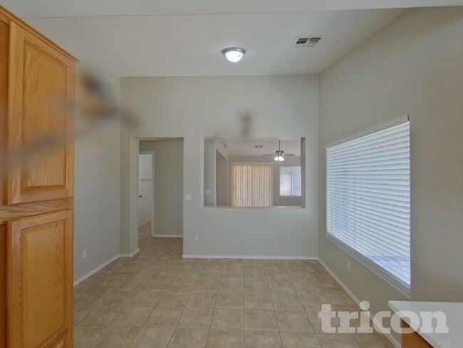 Photo - 1514 W Lynne Ln