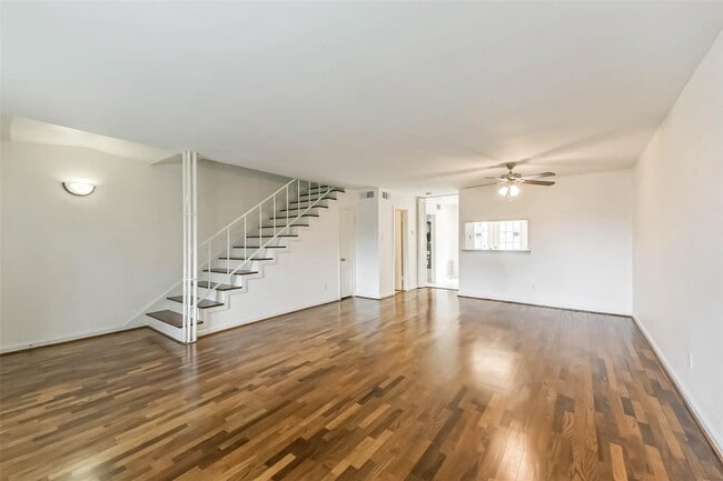 Photo - 815 S Ripple Creek Dr Unit 4