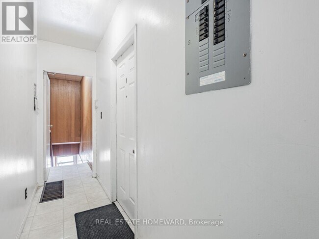 Photo - 2438 Danforth Ave