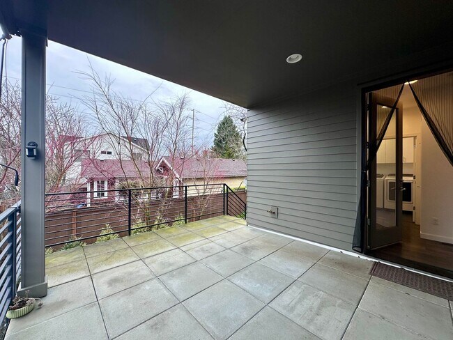 Photo - Exceptional Modern 3-Story Single-Family Home Near Woodstock