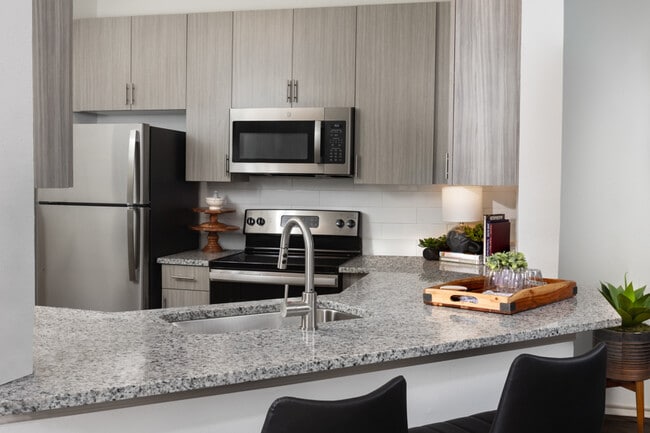 Granite countertops in kitchens and bathrooms - Settlers Ridge Apartments