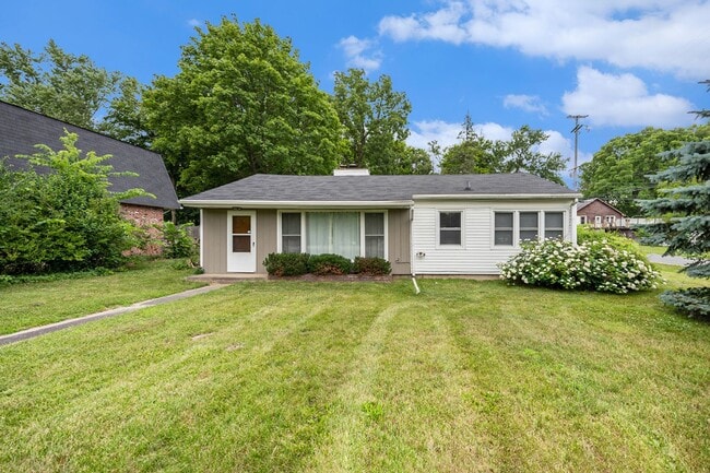 Photo - Charming, remodeled 2-Bed/1-Bath ranch style home- $1499