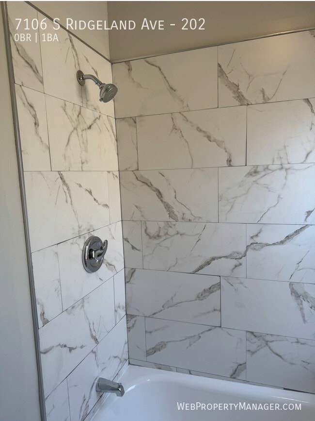 Photo - 7106 S Ridgeland Ave Unit 202