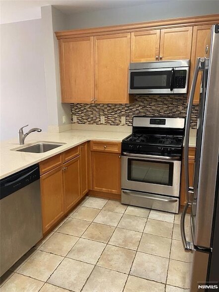 Photo - 10 Sampson St