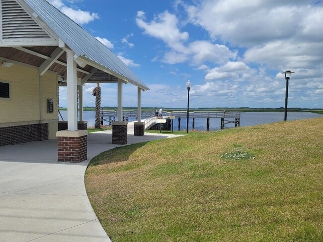 Photo - 1581 Starfish St