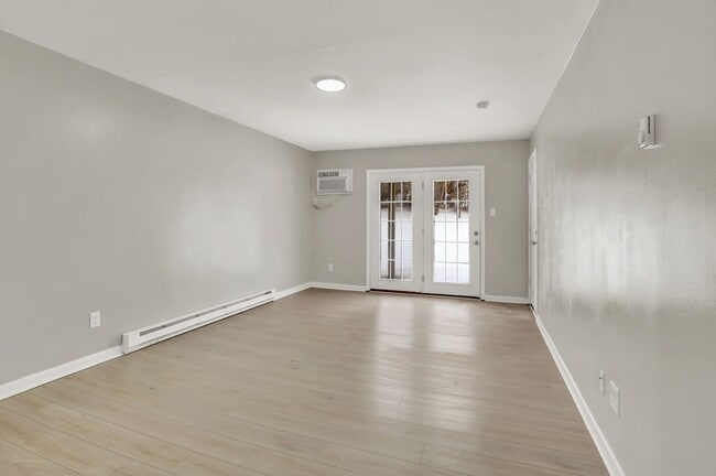 Photo - 503-526 Austin Street - 522 Unit 522
