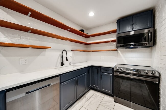 Photo - 3500 Routh St Unit 6