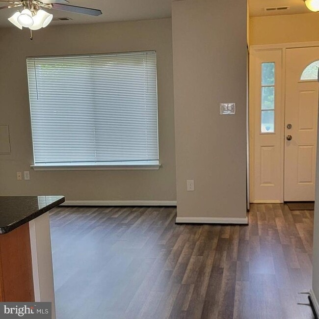 Photo - 3096 Heathcote Rd