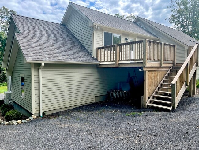 Photo - 175 Arch Bridge Rd Apartamento Unidad D