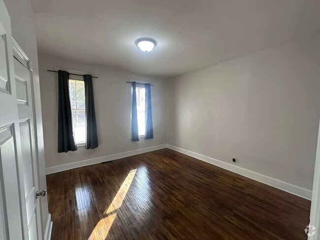 Building Photo - 360 Maria Ave Unit A Rental