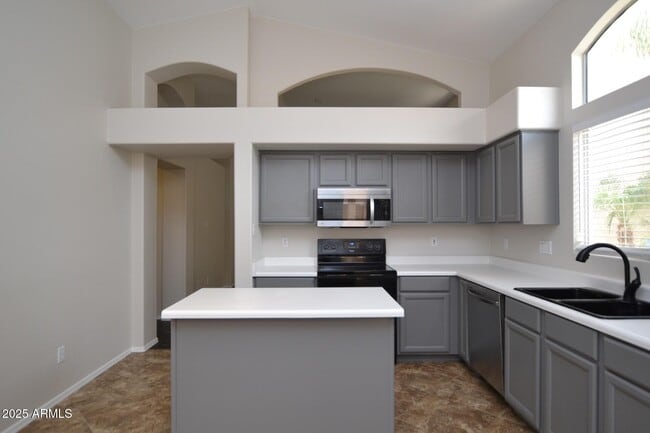 Photo - 4927 W Wahalla Ln