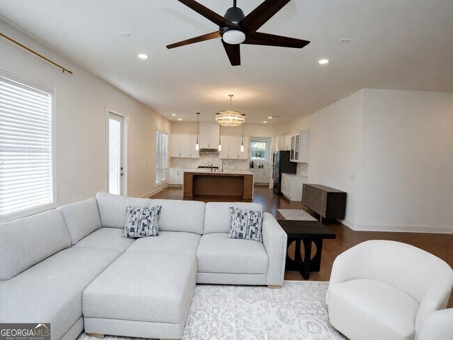 Photo - 6725 Dahlgren Ct