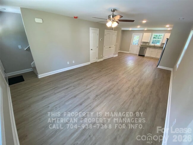 Photo - 2701 Vale Ave