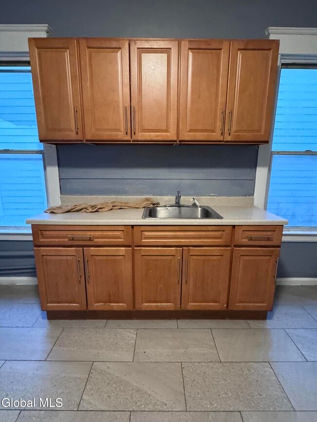 Photo - 254 Sheridan Ave Unit 2