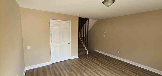 Photo - 30X Hendrickson Ln Unit 1