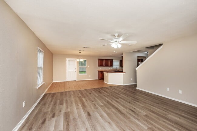 Photo - 1148 Tomahawk Dr